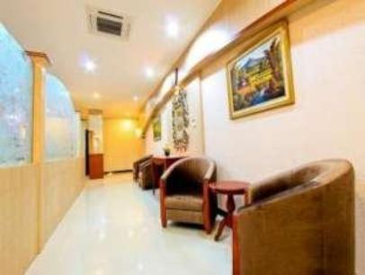 Hotel Marina Амбон Экстерьер фото